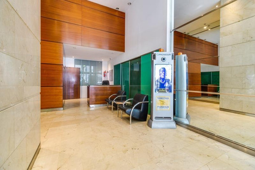 Imagen 18 de 21 de Hermosa Oficina O Departamento · Apto Profesional · La Mejor Zona!