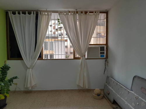 Apartamento En Alquiler Avenida Miguel Angel