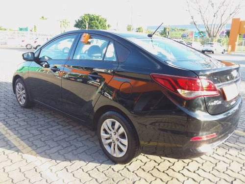 Imagem 6 de 9 de Hyundai Hb20s 1.6 Comfort Plus 16v Flex 4p Automático