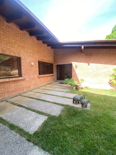 Imagen 18 de 30 de Se Vende Casa 680m2 4h+2s/7b/10p Cerro Verde 4377