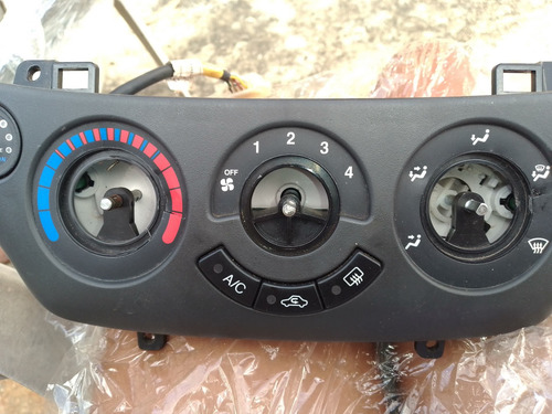 Mando Control Aire Acondicionado Con Botón Gas Aveo Ls Lt (Usado)