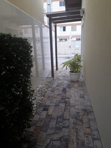 Imagem 24 de 30 de Casa 3 Dormitorios Com Terraço 250m² Balneário Camboriu. Barra Norte- Estuda Permuta Menor Valor - C484 - 34309345