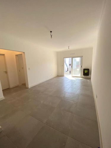 Imagen 7 de 10 de Departamento En Tigre Av Cazon Al 1500