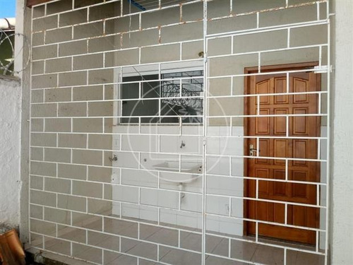 Casa - Ref: 889645