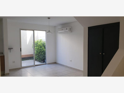 Imagen 11 de 12 de Casa Sola En Renta Las Lomas Sector Jardines
