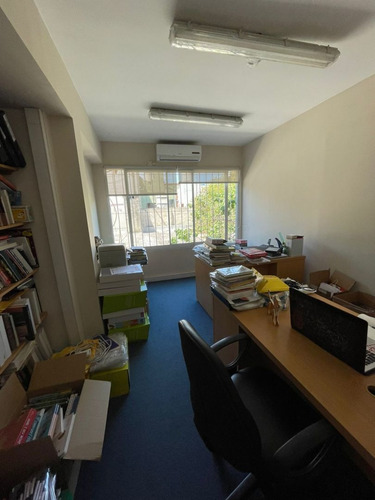 Imagen 24 de 30 de Alq Comercial - Casa Con 10 Oficinas, 3 Plantas - Saavedra