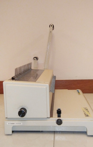 Encuadernadora Y Perforadora Para Anillos Plasticos C/ Nueva (Usado)