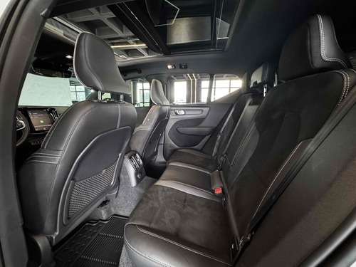 Volvo XC40 1.5 T5 RECHARGE R-DESIGN GEARTRONIC