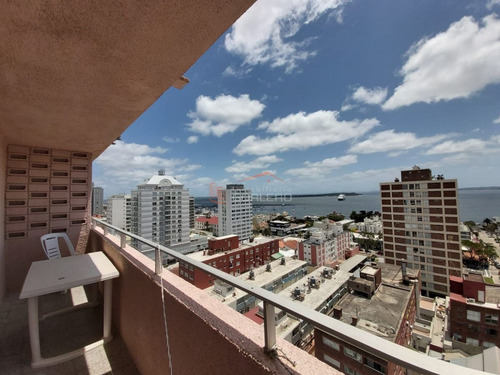 Imagen 20 de 30 de Apartamento En Venta Y Venta En Punta Del Este, Península, Céntrico, Piso Alto Con Muy Linda Vista Despejada