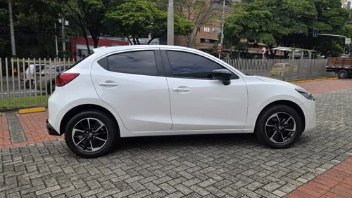 Mazda 2 Sport 2.0 Grand Touring Lx Carbon Edition At