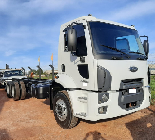 Ford Cargo 2428 2012 6x2 Chassi (filé)