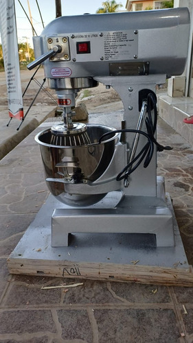 Batidora - Mixer- Planetaria - Mangusera 10 Qts