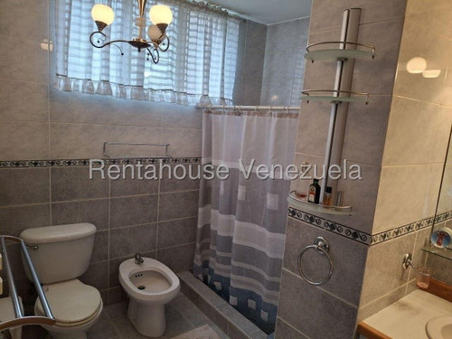 Apartamento En Venta,prados Del Este Mls #25-21942 Sc