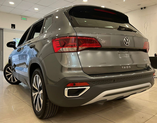 Imagen 20 de 25 de Volkswagen Taos 1.4 250tsi Highline Automatica At Vw 2023 23