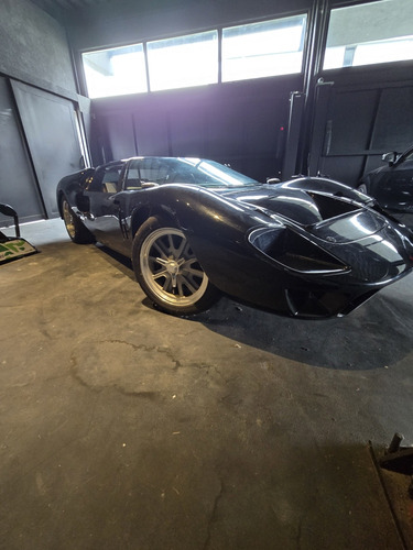 Ford Gt40 (no Cobra, No Mustang)