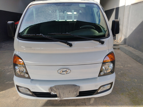 Hyundai HR 2.5 Hd Cab. Curta S/ Carroceria Tci 2p
