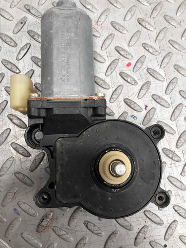 Motor Elevador Del Der Bmw 320 I Aut V6 2.2 98/2007 (Usado)