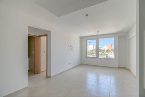 Departamento 1 Dormitorio En Venta. La Plata