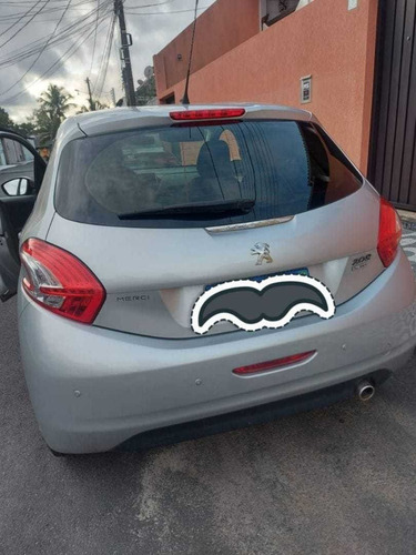 Imagem 5 de 10 de Peugeot 208 2015 1.6 16v Active Pack Flex Aut. 5p