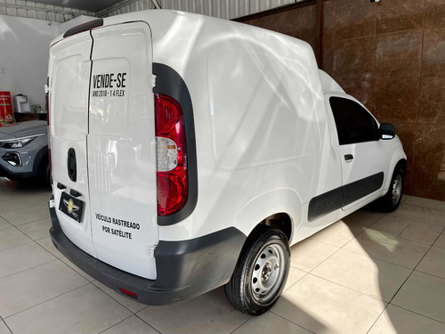Imagem 6 de 9 de Fiat Fiorino 2018 1.4 Flex 4p