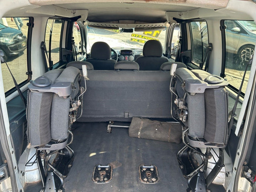 Fiat Doblo 1.8 MPI ESSENCE 7L 16V FLEX 4P MANUAL