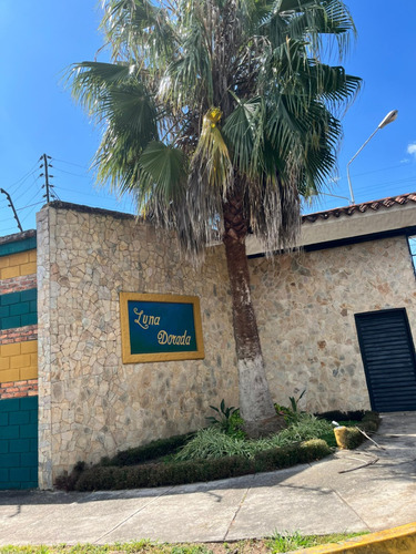 Terreno En Urbanizacion Luna Dorada En Venta