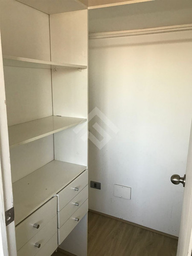 Departamento En Venta De 1 Dorm. En Maipú