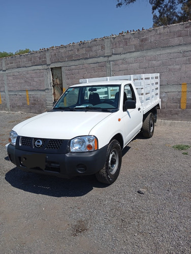 Nissan NP300 2.4 Chasis Dh Mt