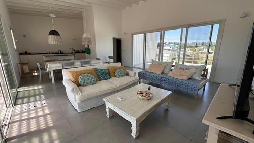 Venta, Casa, Costa Esmeralda, Barrio Senderos Iv, Lote Al 300, 4 Ambientes