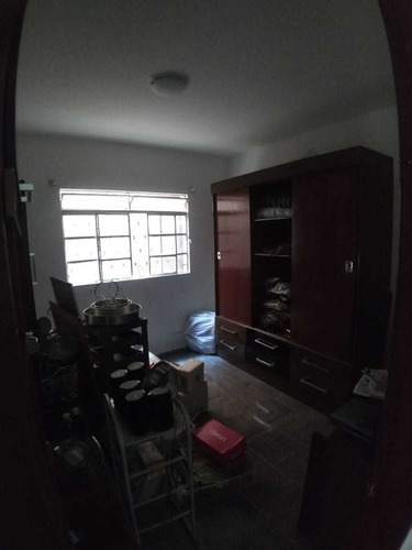 Oportunidade! Casa+barracão 180m2 Proximo Supermercado Bh