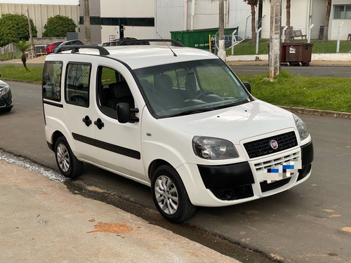 Fiat Doblo 1.8 16v Essence 7l Flex 5p 5 marchas