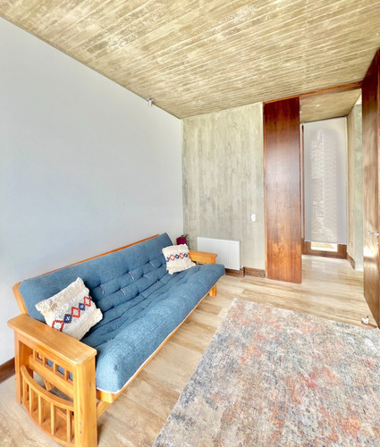 Gran Y Sólida Casa En Venta Con Privilegiada Vista, Zapallar