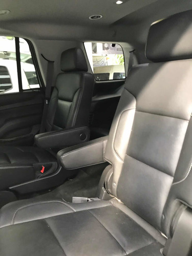 Imagen 12 de 14 de Chevrolet Tahoe 2017 5.4 Lt Piel Cubo At