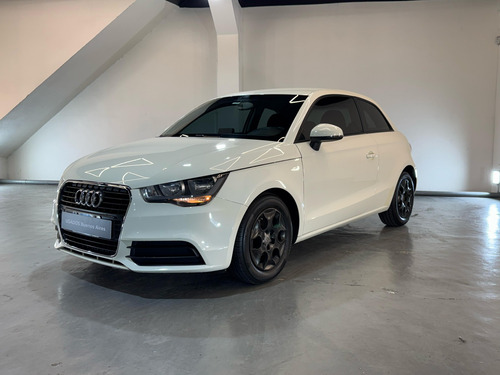 Audi A1 1.2 Attraction Tfsi 86cv