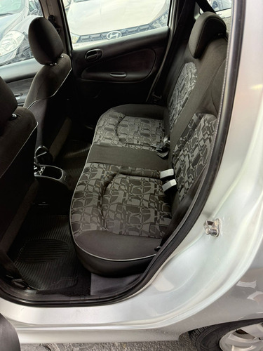 Peugeot 207 SW 207 SW XR Sport 1.4 Flex 8V 5p