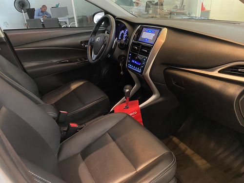 Toyota Yaris 1.5 107Cv Xls Pack Cvt Sedan