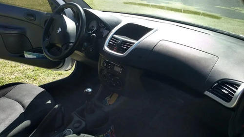 Peugeot 207 Modelo 2016 - Unico Dueño