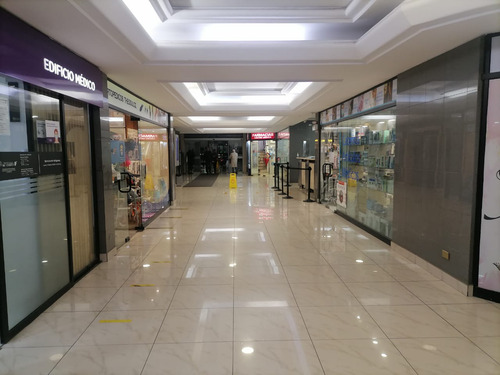 Local Comercial Edificio Medico Alcantara 70 Mt2
