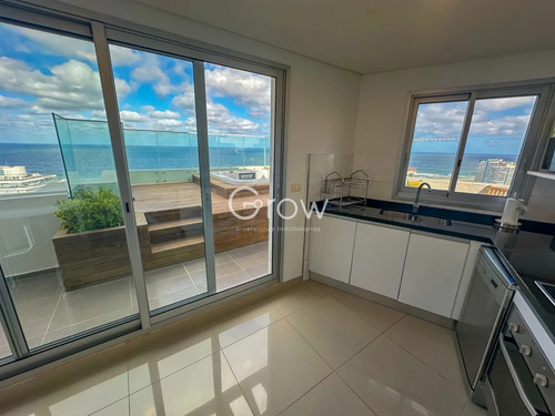 Planta Especial En Piso Alto, Parrillero Y Jacuzzi En Balcón