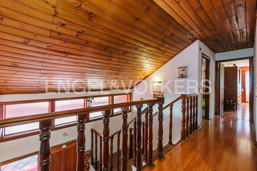 Casa Barrio Tranquilo - Juan Francisco González