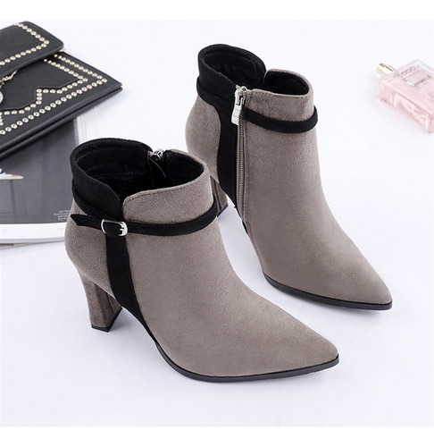 Botas De Mujer De Tacón Fino Y Punta Afilada