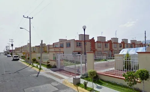 Remate - Casa En Condominio Residencial En Venta En Residencial Las Américas, Ecatepec De Morelos, Estado De México - Aut894