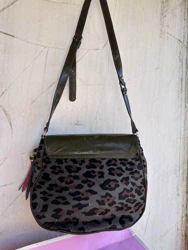 Cartera Bandolera Jackie Smith Animal Print + Bolsa Verde Musgo Animal Print Níquel Verde Musgo (Usado)
