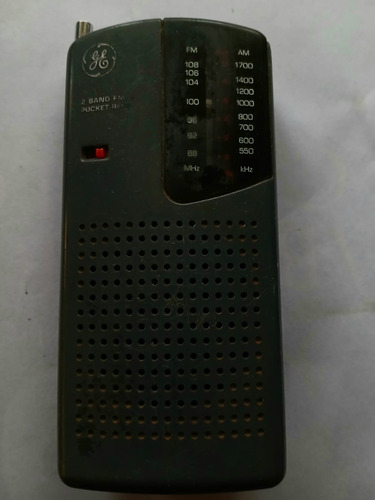 Radio Am/fm General Electric 7-2584a Gris Oscuro (Usado)