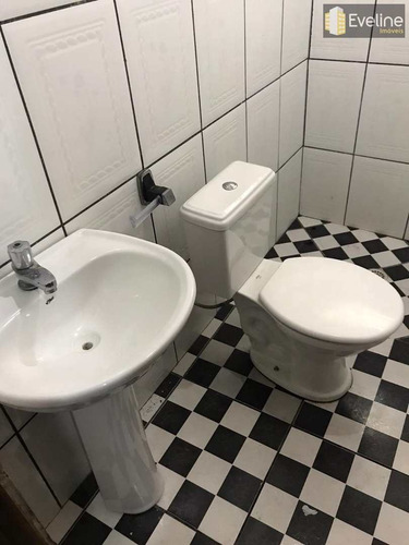 Casa Com 2 Dorms, Conjunto Habitacional Antônio Bovolenta, Mogi Das Cruzes - R$ 300 Mil, Cod: 1548 - V1548
