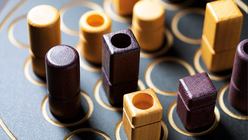 Juego De Mesa Quarto De Maldon