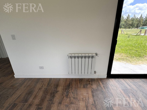 Venta Casa 4 Ambientes Con Piscina Campos De Roca - Brandsen