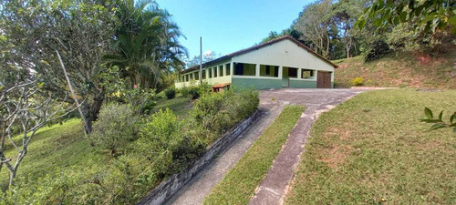 Imagem 1 de 14 de Bela Chácara Em Salesópolis!!!
