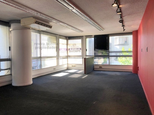 Imagen 4 de 8 de Orden De Vender!!! Oficina Esquina En Plaza Cagancha En Edificio De Pintos Risso
