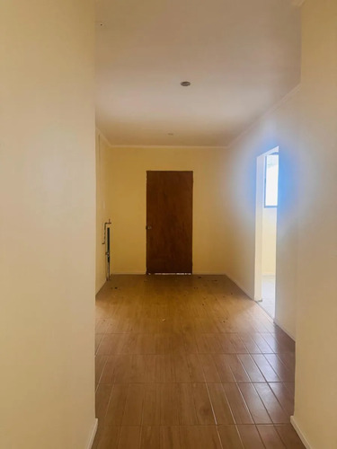 Arriendo Amplia Oficina Central En Calle San Matín De La Ciu